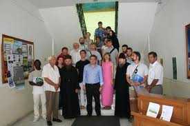 Φοιτητές και καθηγητές της Θεολογικής ακαδημίας της Μόσχας στο Ηράκλειο της Κρήτης