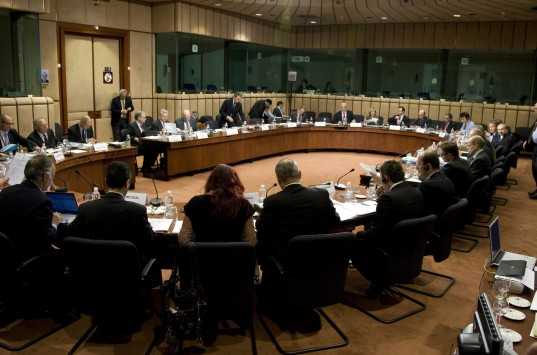 Eurogroup: Επιλύστε τα ανοιχτά θέματα