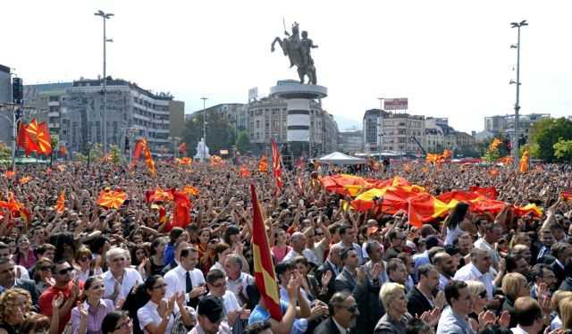 Μακεδονικό: Το ανέλπιστο “βέτο” της Βουλγαρίας δικαιώνει τις ελληνικές θέσεις