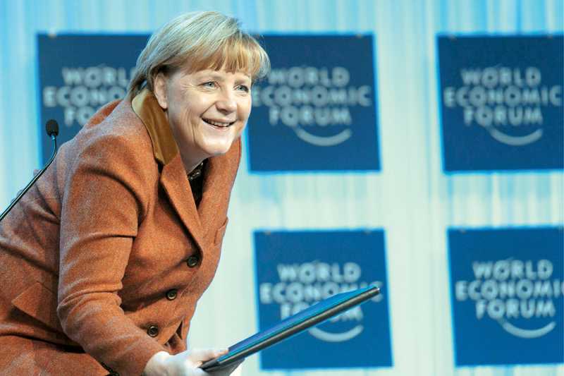 Merkel: Αν η Ελλάδα έβγαινε από το ευρώ, θα βγαίναμε όλοι