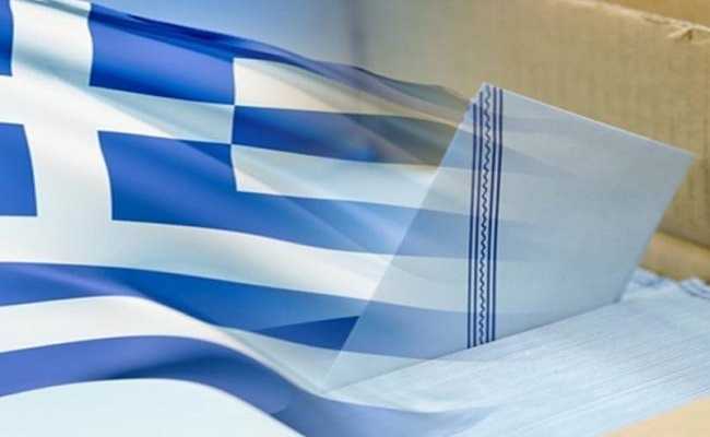 Government considering postal voting for Greeks living abroad