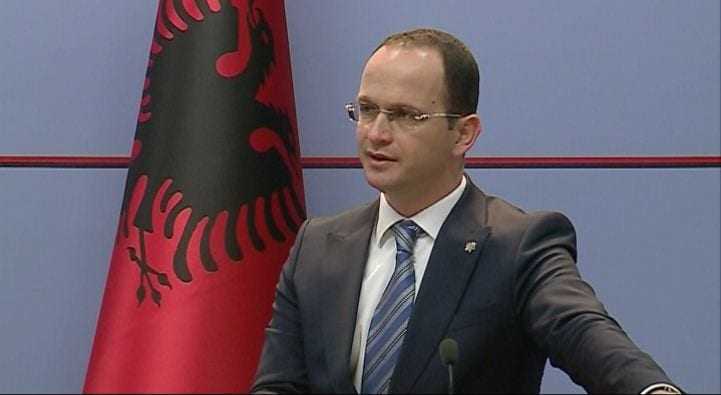 Αλβανία: Επεισοδιακή συνεδρίαση στη Βουλή για το Νόμο περί Μειονοτήτων