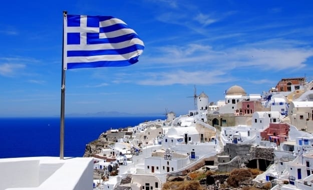 Κομισιόν: Εγκρίθηκαν 800 εκατ. ευρώ για τη στήριξη του ελληνικού τουρισμού