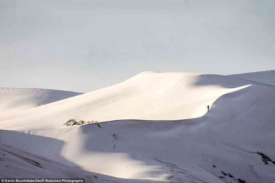 Χιόνια στην Έρημο Σαχάρα  (ΦΩΤΟ-ΒΙΝΤΕΟ)