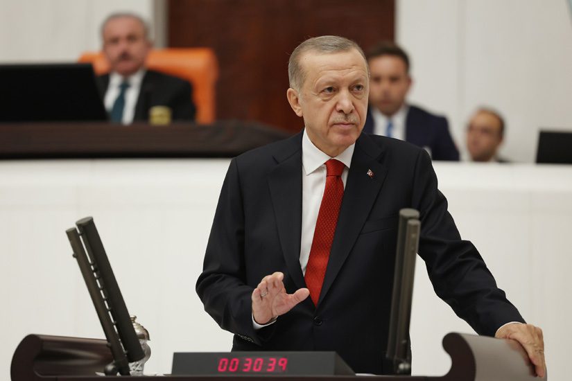 Erdogan passes law to jail those spreading “disinformation”